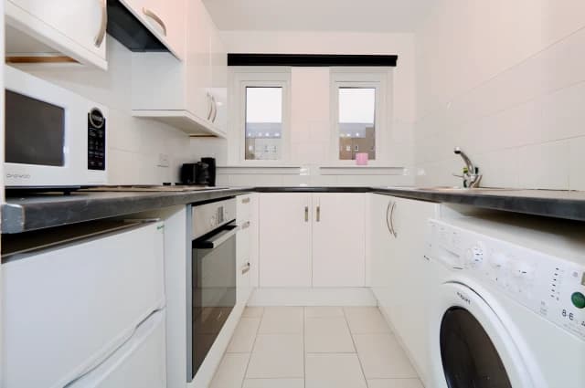 1Bedrooms, 1Bathrooms
