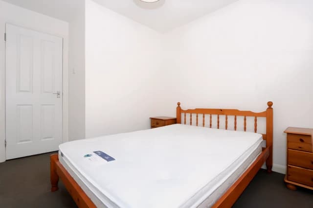 1Bedrooms, 1Bathrooms