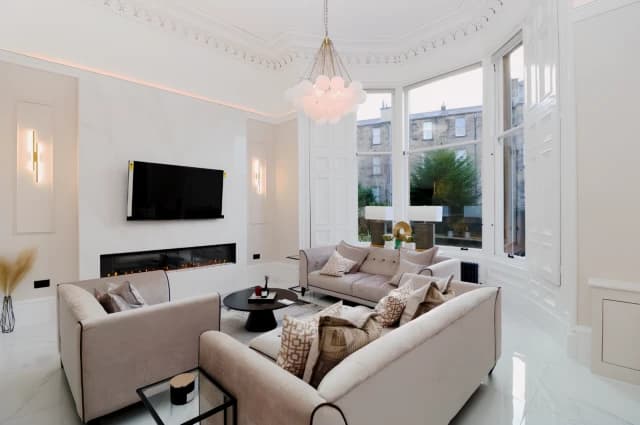 2Bedrooms, 3Bathrooms