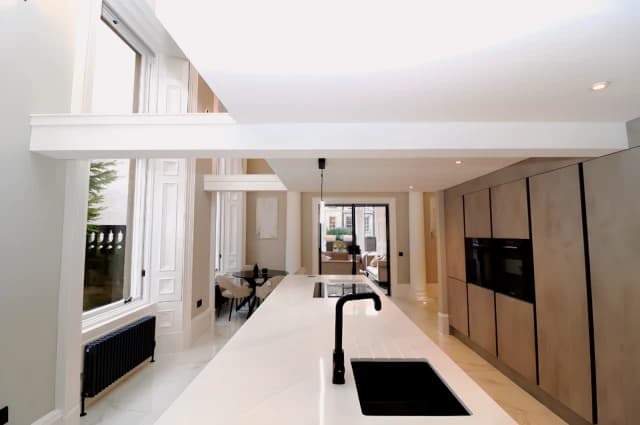 2Bedrooms, 3Bathrooms