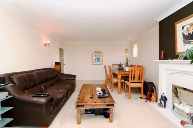 2Bedrooms, 2Bathrooms