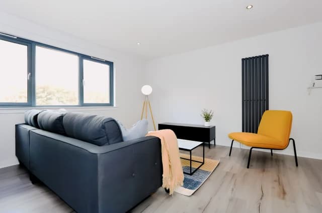 2Bedrooms, 2Bathrooms