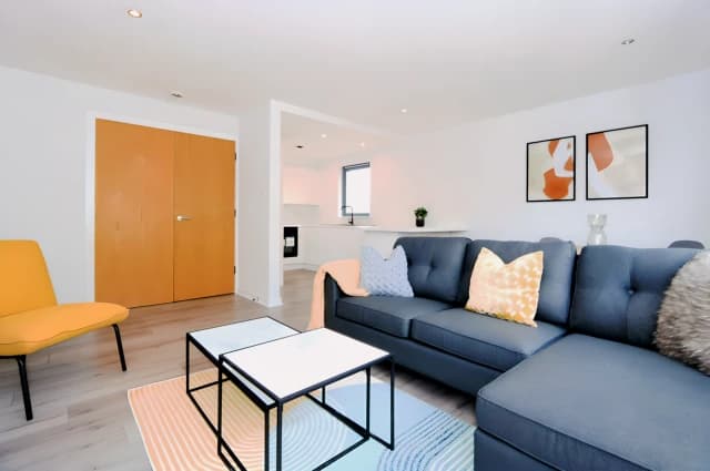 2Bedrooms, 2Bathrooms