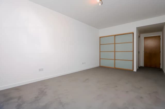 3Bedrooms, 2Bathrooms