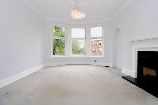 2Bedrooms, 1Bathrooms