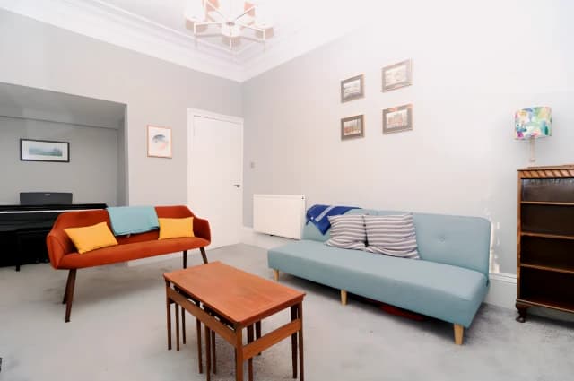 1Bedrooms, 1Bathrooms