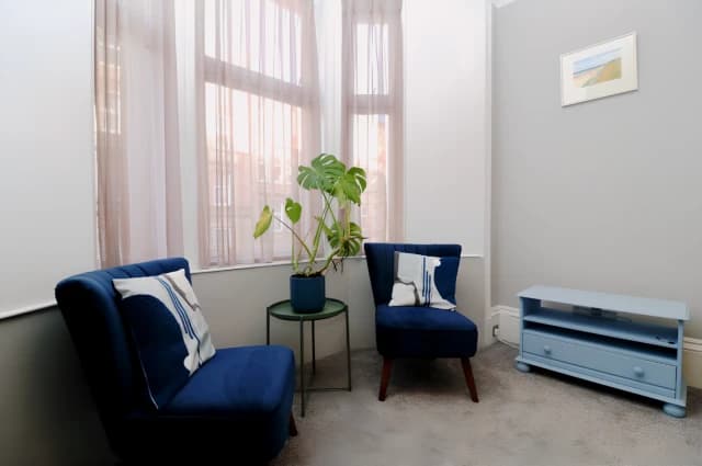 1Bedrooms, 1Bathrooms