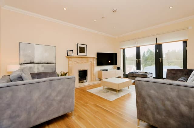 3Bedrooms, 3Bathrooms