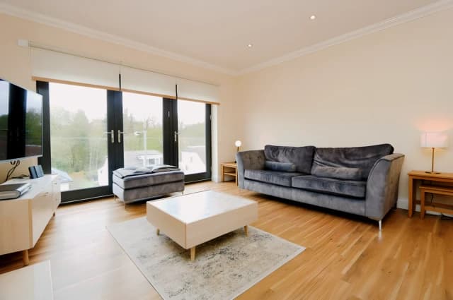 3Bedrooms, 3Bathrooms