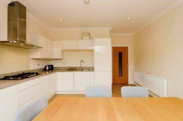 3Bedrooms, 3Bathrooms