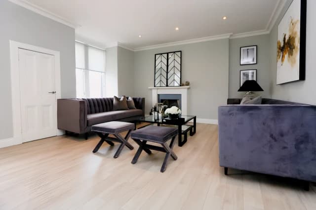 2Bedrooms, 1Bathrooms