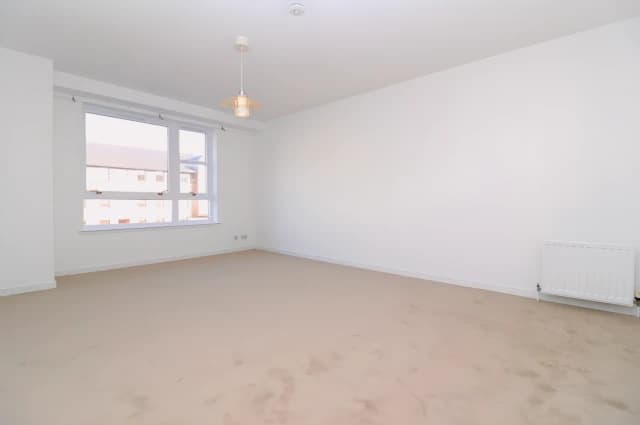 2Bedrooms, 1Bathrooms
