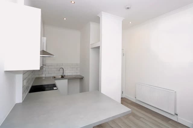 1Bedrooms, 1Bathrooms