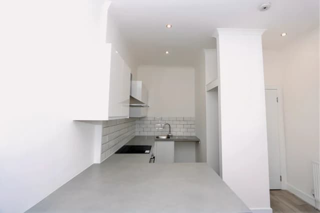 1Bedrooms, 1Bathrooms