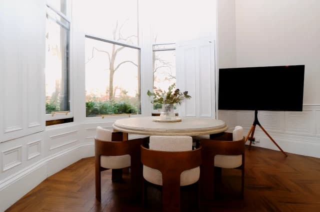 2Bedrooms, 2Bathrooms