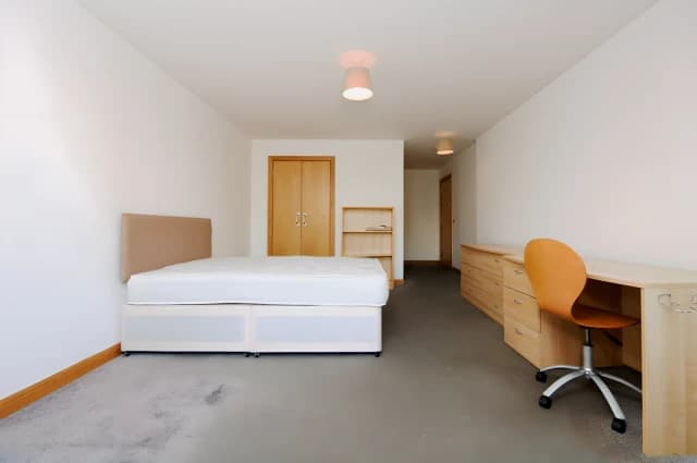 3Bedrooms, 3Bathrooms