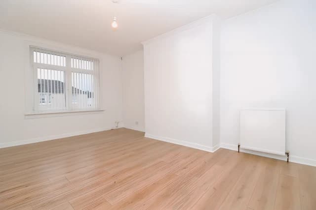3Bedrooms, 1Bathrooms