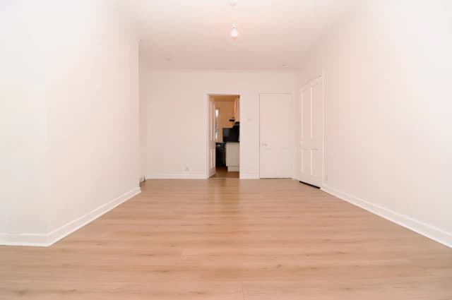 3Bedrooms, 1Bathrooms