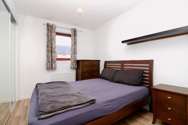 2Bedrooms, 1Bathrooms