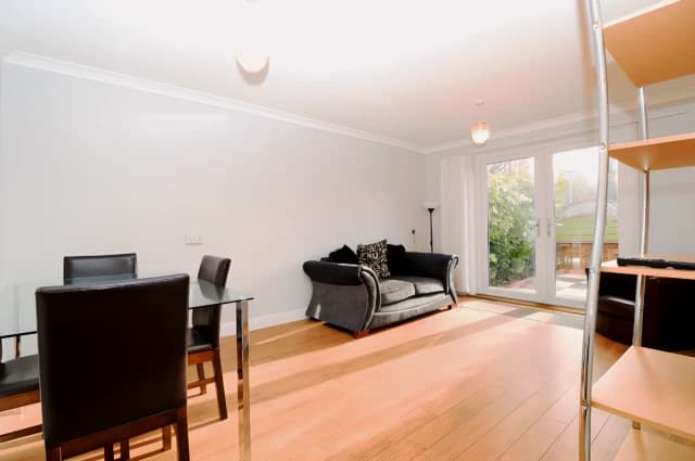 1Bedrooms, 1Bathrooms