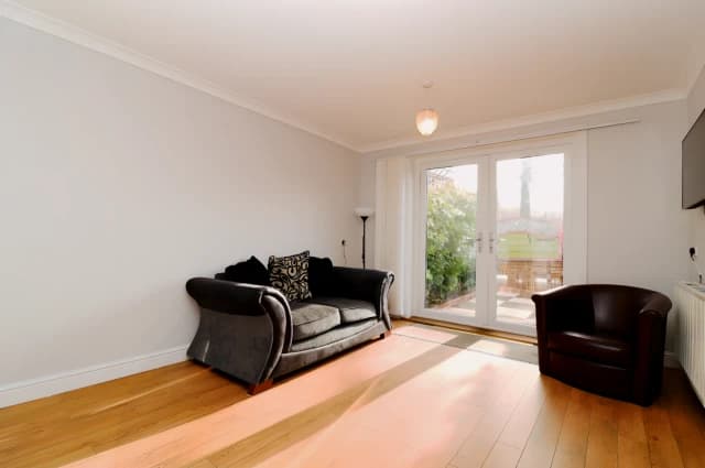 1Bedrooms, 1Bathrooms