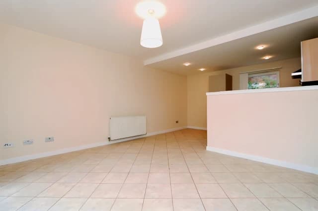 2Bedrooms, 3Bathrooms