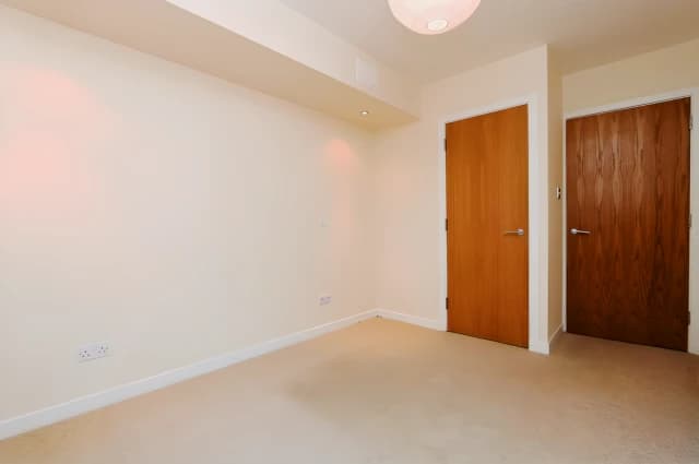 2Bedrooms, 3Bathrooms