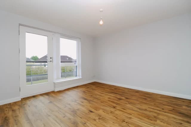 2Bedrooms, 2Bathrooms