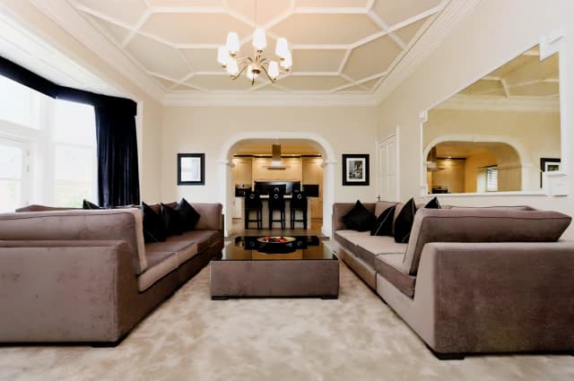 2Bedrooms, 3Bathrooms