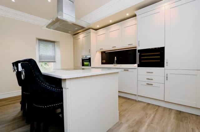 2Bedrooms, 3Bathrooms