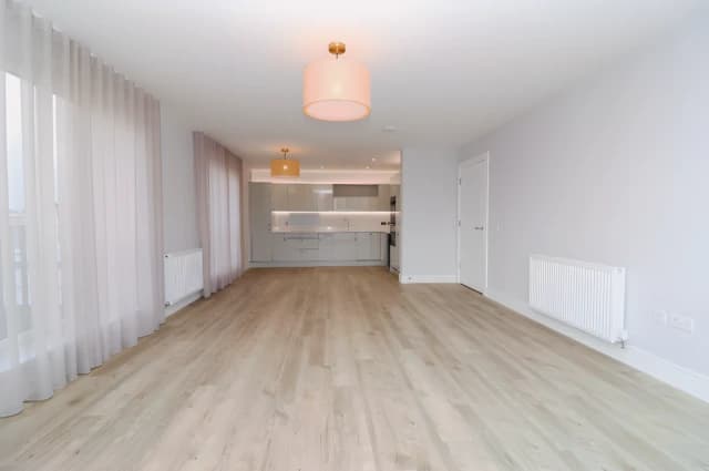 3Bedrooms, 2Bathrooms