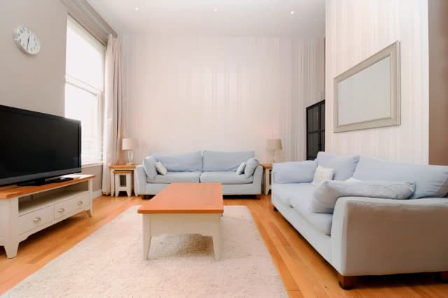 2Bedrooms, 2Bathrooms