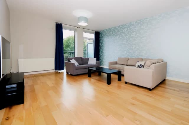 2Bedrooms, 2Bathrooms