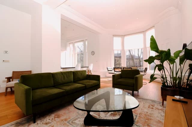 2Bedrooms, 2Bathrooms