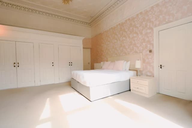 3Bedrooms, 3Bathrooms