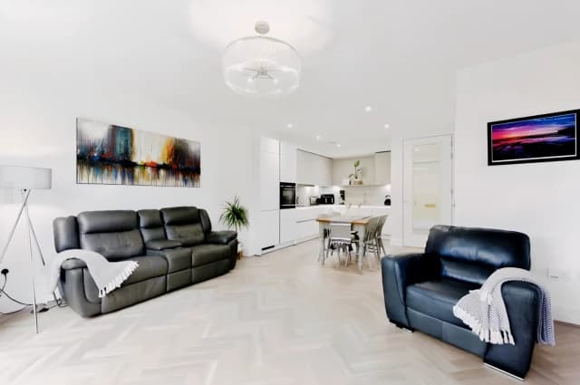 3Bedrooms, 4Bathrooms
