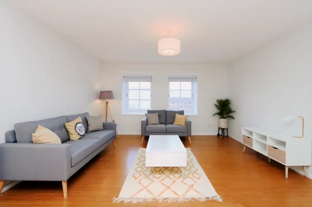 3Bedrooms, 1Bathrooms