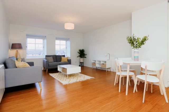 3Bedrooms, 1Bathrooms