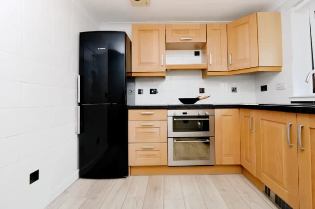 1Bedrooms, 1Bathrooms