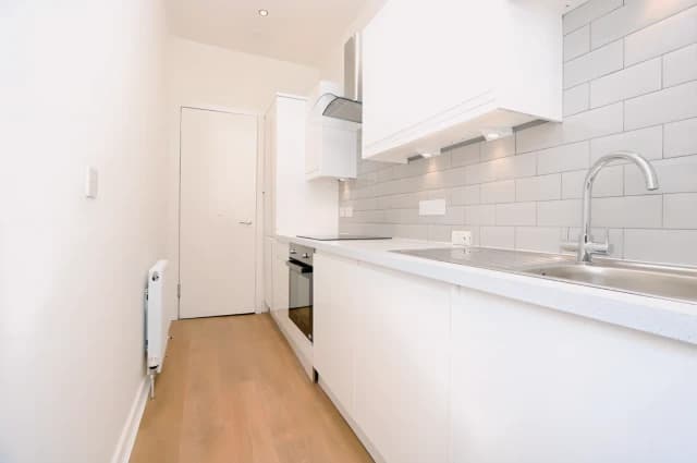 1Bedrooms, 1Bathrooms