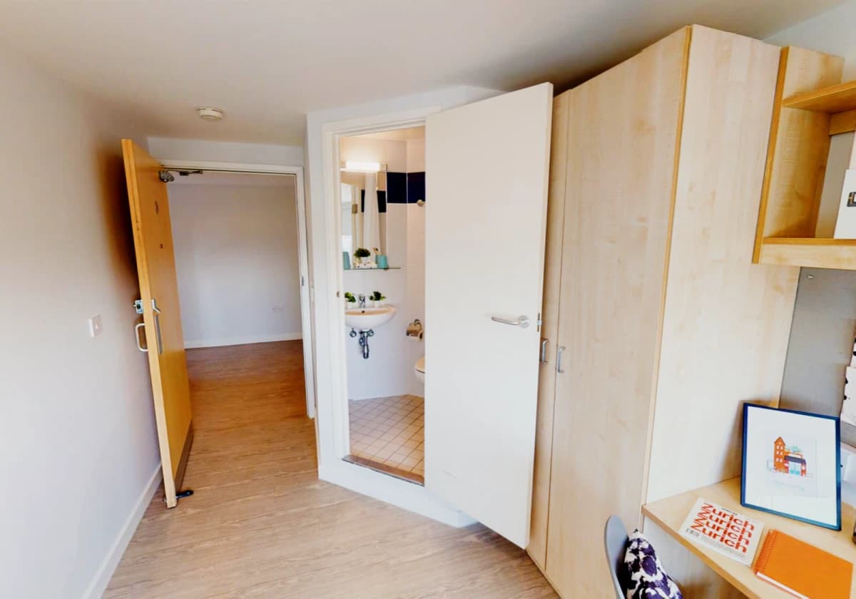 iQ Marsden House image