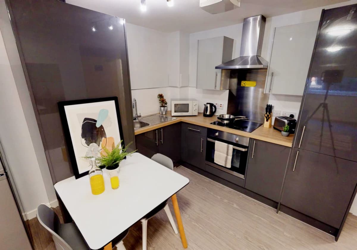 iQ Marsden House image 4