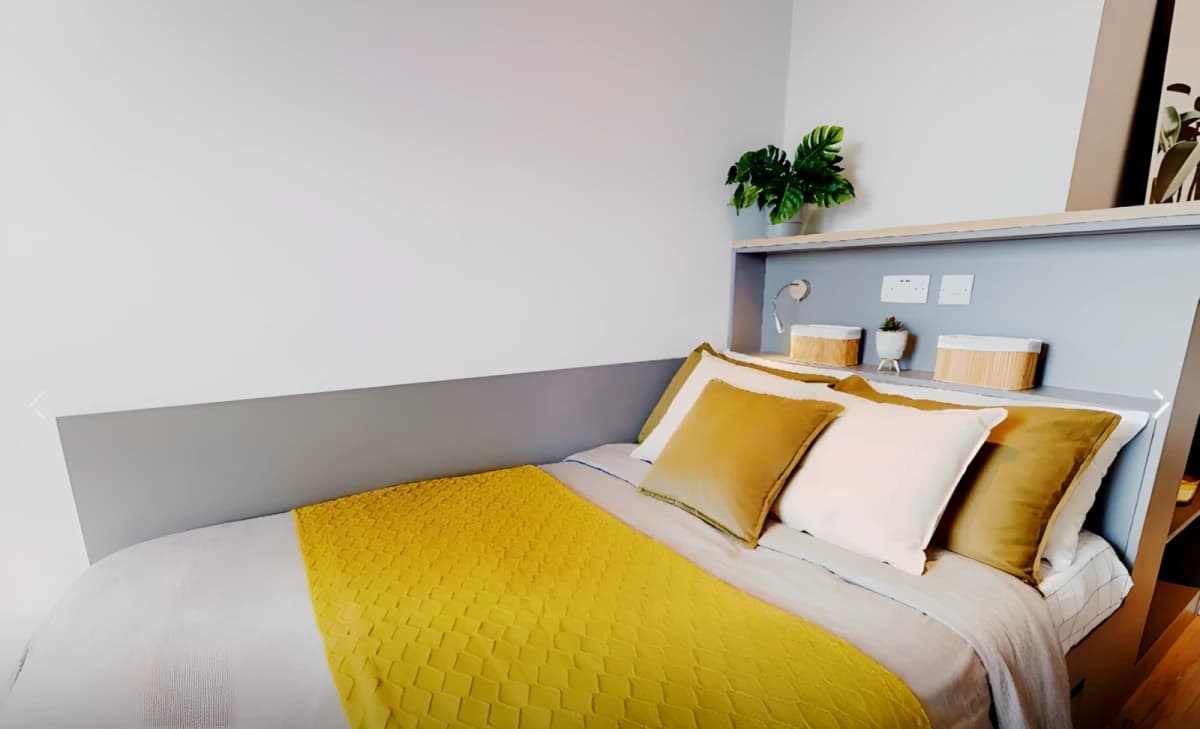 iQ Altus House image