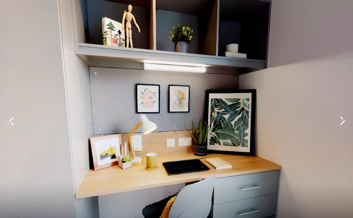 iQ Altus House image