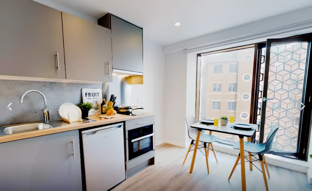 iQ Altus House image