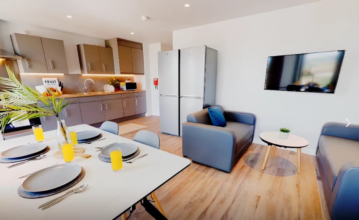 iQ Altus House image