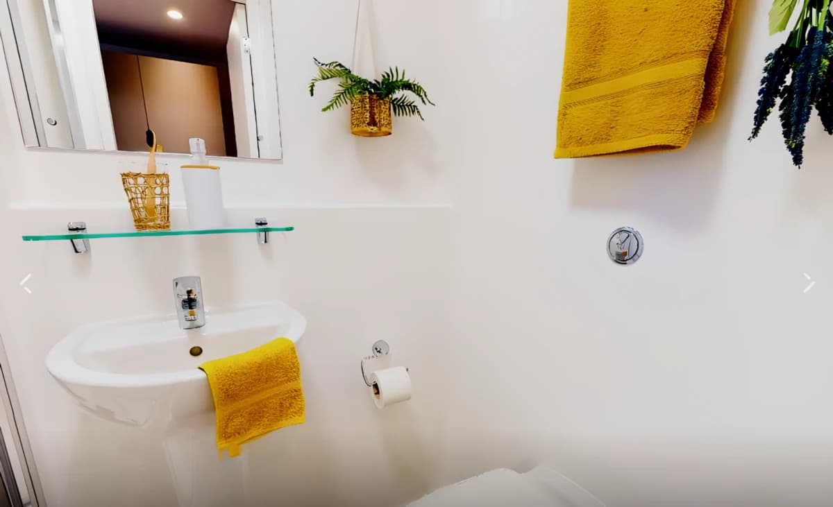 iQ Altus House image