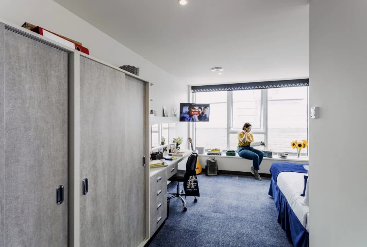 Study Inn Brotherton House image