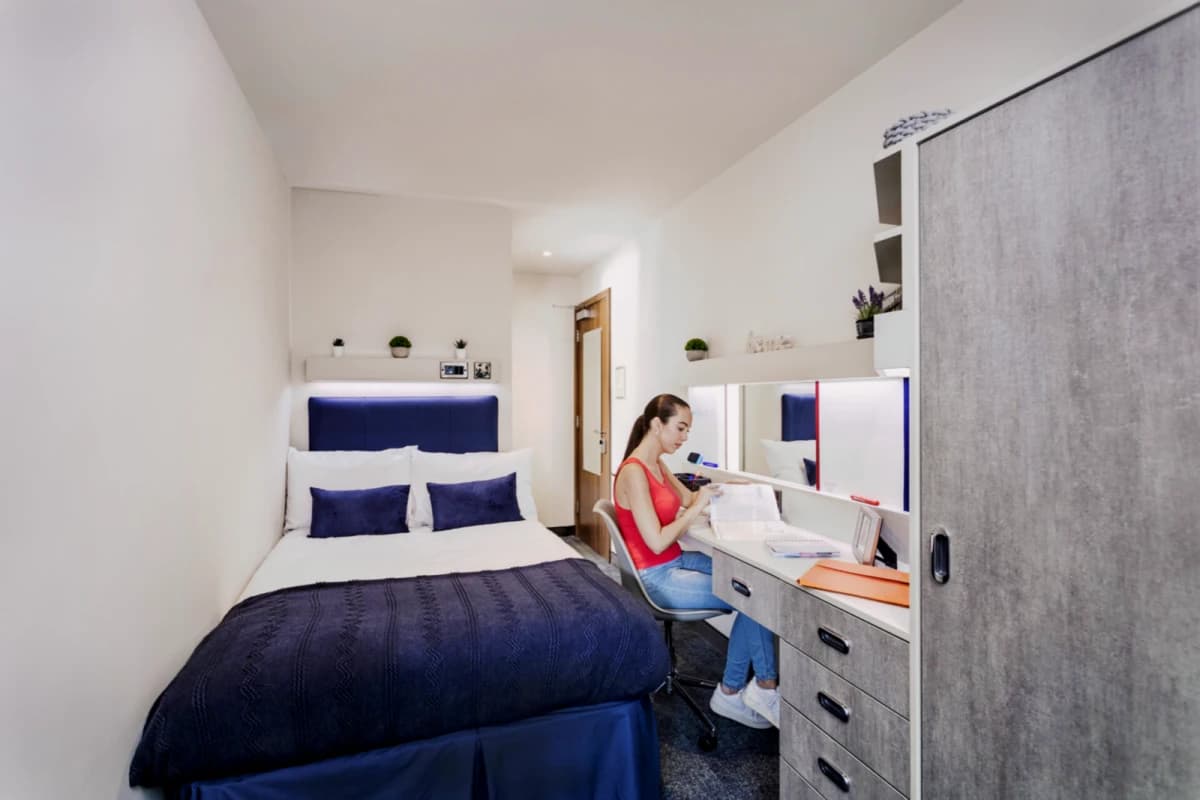 Study Inn Brotherton House image