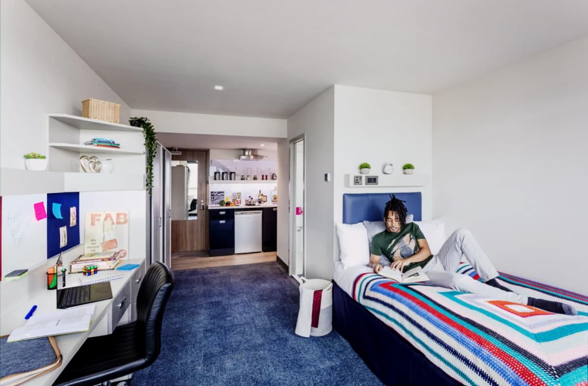 Study Inn Brotherton House image